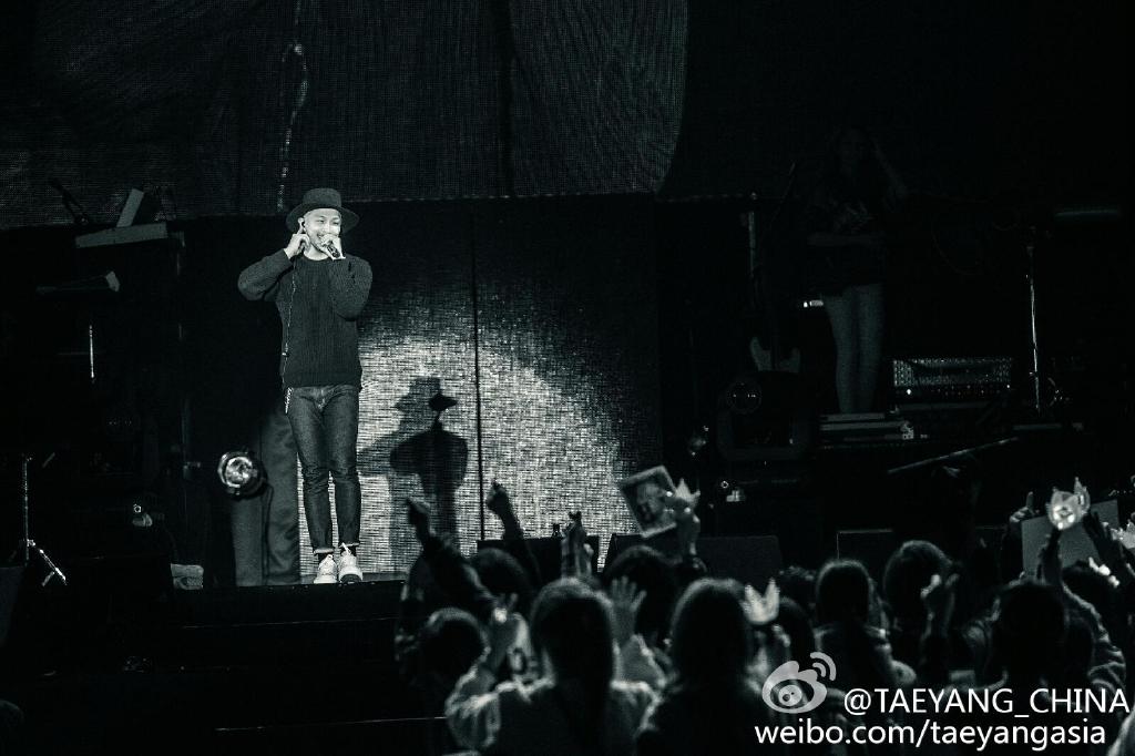 Taeyang-Weibo-Update-20150122-1.jpg
