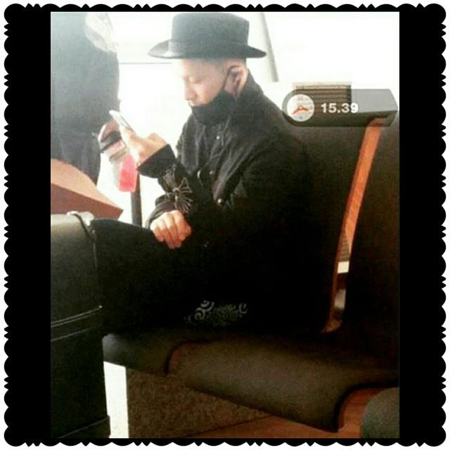 Taeyang Arrival Jakarta 2015-02-13 by belagu.jpg