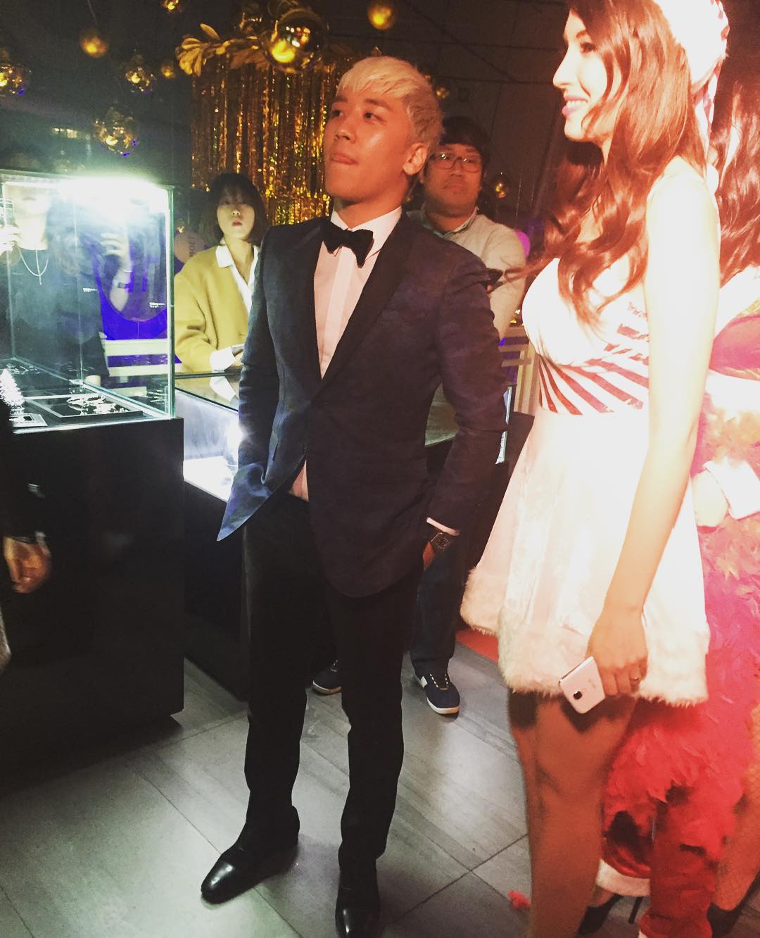 Yuan2_ Instagram Seungri Gatsbys Fantastic Festival 2015-12-24