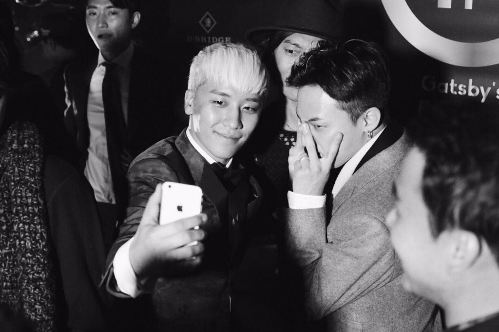 Vivixxx_ Gatsbys Fantastic Festival G-Dragon Seungri 2015-12-24 (3)