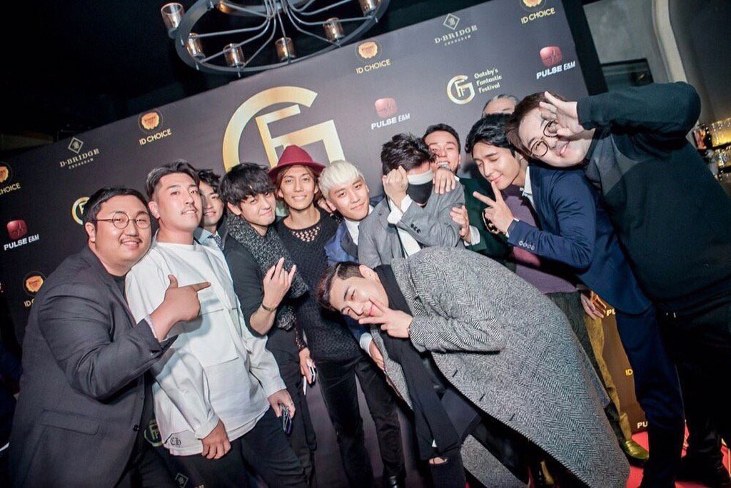 Vivixxx_ Gatsbys Fantastic Festival G-Dragon Seungri 2015-12-24 (1)