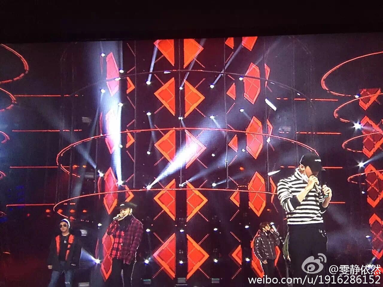 BIGBANG Rehearsals Hunan TV 31-12-2015 (3)