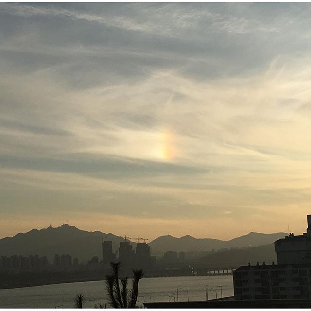 Taeyang Instagram Jan 4, 2016 4:38pm New year rainbow
