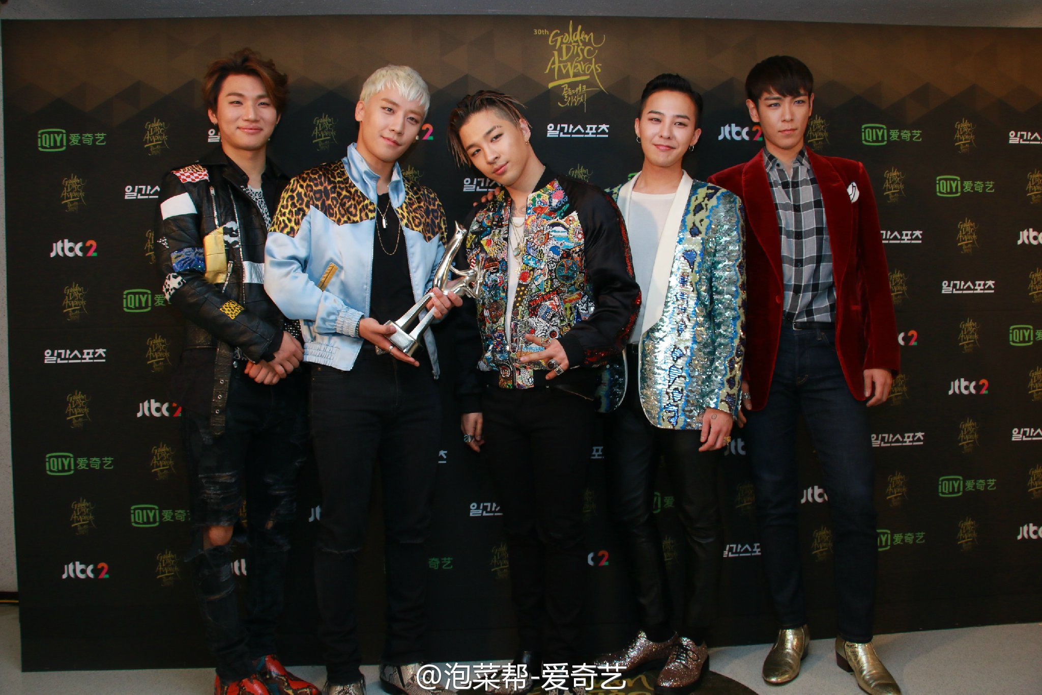 BIGBANG - Golden Disk Awards - Backstage - 20jan2016 - 泡菜帮-爱奇艺 - 11