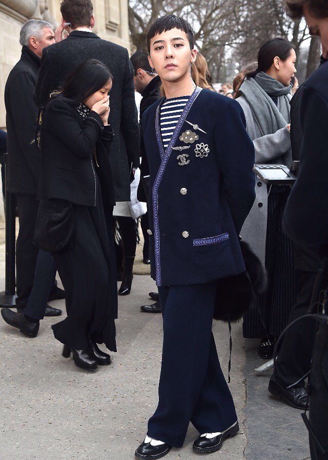 G-Dragon Chanel Haute Coutoure At Grand Palais Paris 2016-01-26 Press 10