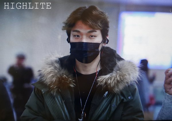 Daesung Arrival Seoul From Tokyo 2016-02-09 (5)
