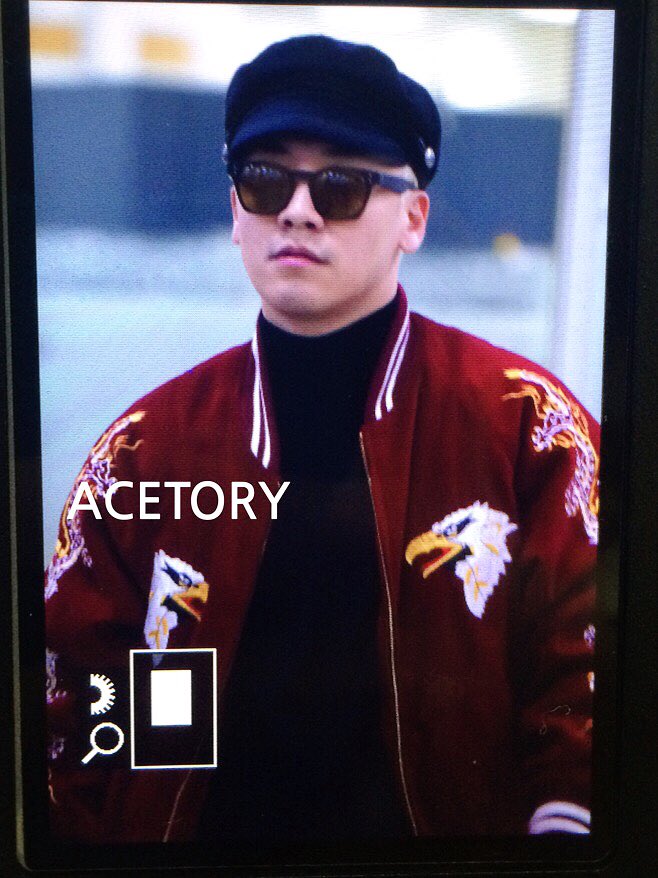 Seungri Arrival Seoul From Tokyo 2016-02-11 (7)