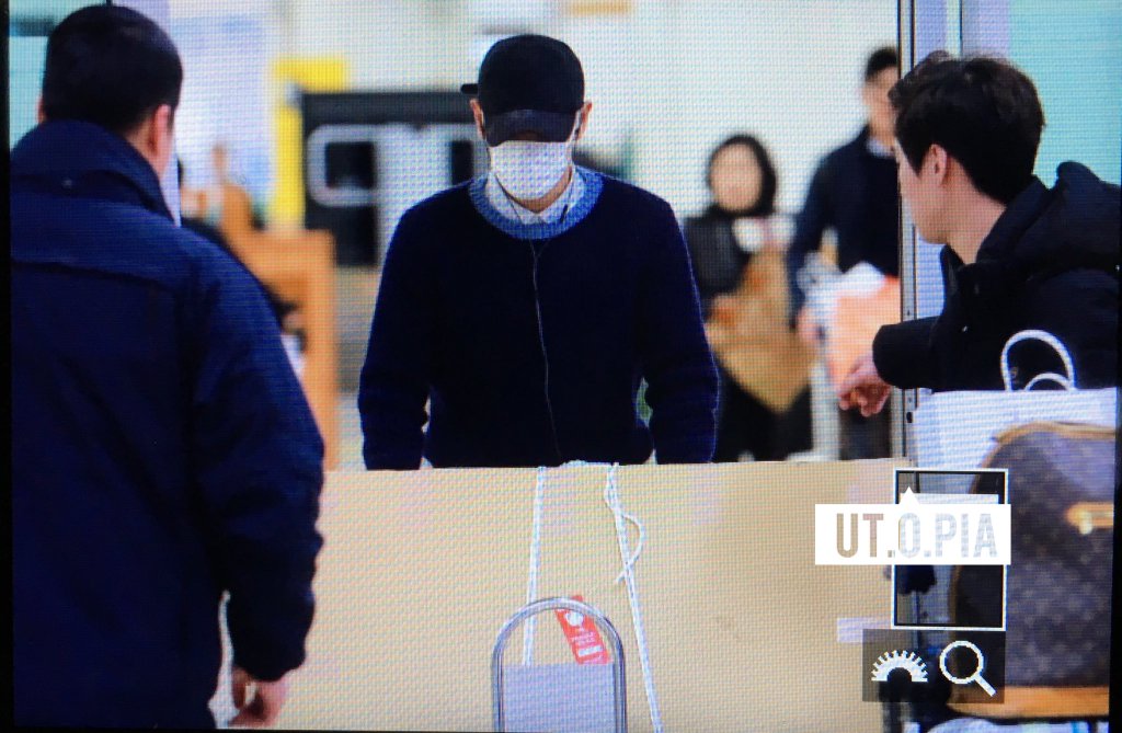 TOP Arrival Seoul From Japan 2016-02-12 (2)