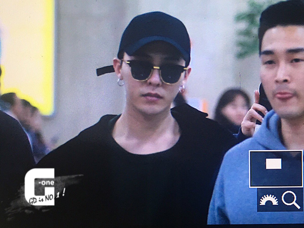 G-Dragon Arrial Seoul Gimpo 2016-02-25 (5)