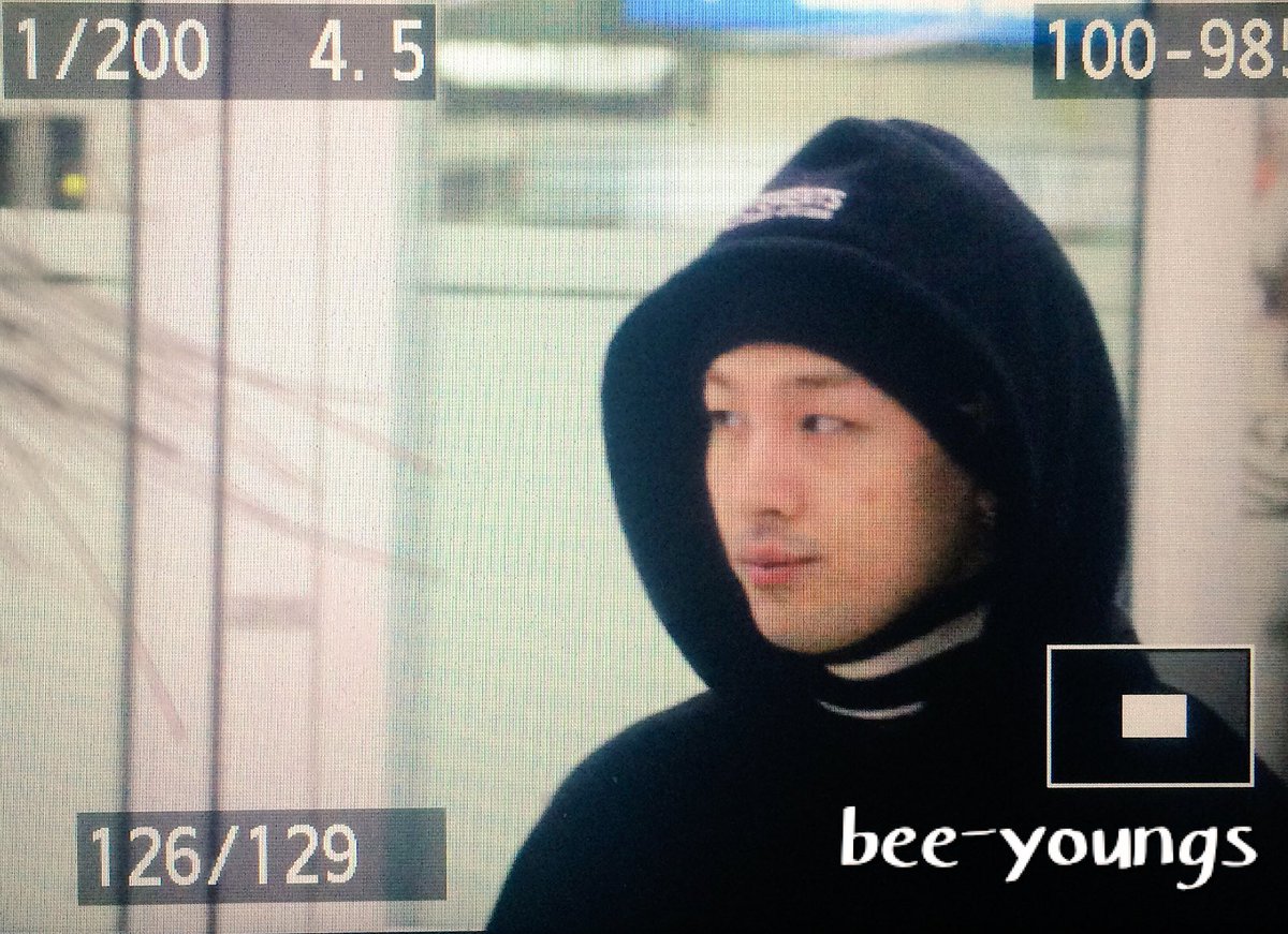 Taeyang Arrival Seoul Gimpo From Tokyo 2016-02-25 (5)