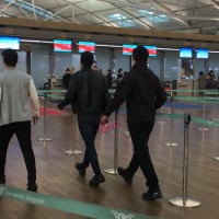 BIGBANG - Incheon Airport - 23mar2016 - GmarlboroD - 04