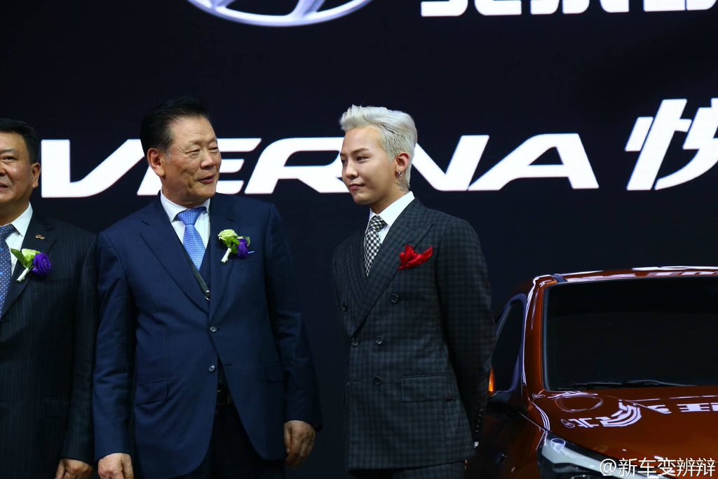 G-Dragon Beijing Motor Show Hyundai 2016-04-25 (31)