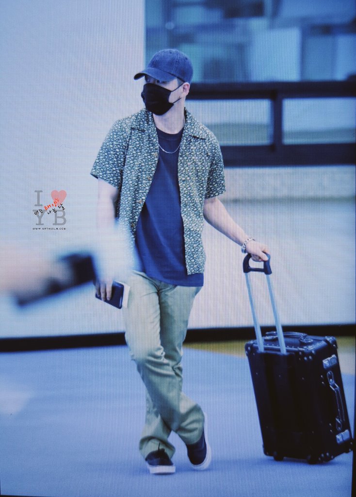 Daesung And Taeyang Arrival Seoul 2016-05-30 (2)