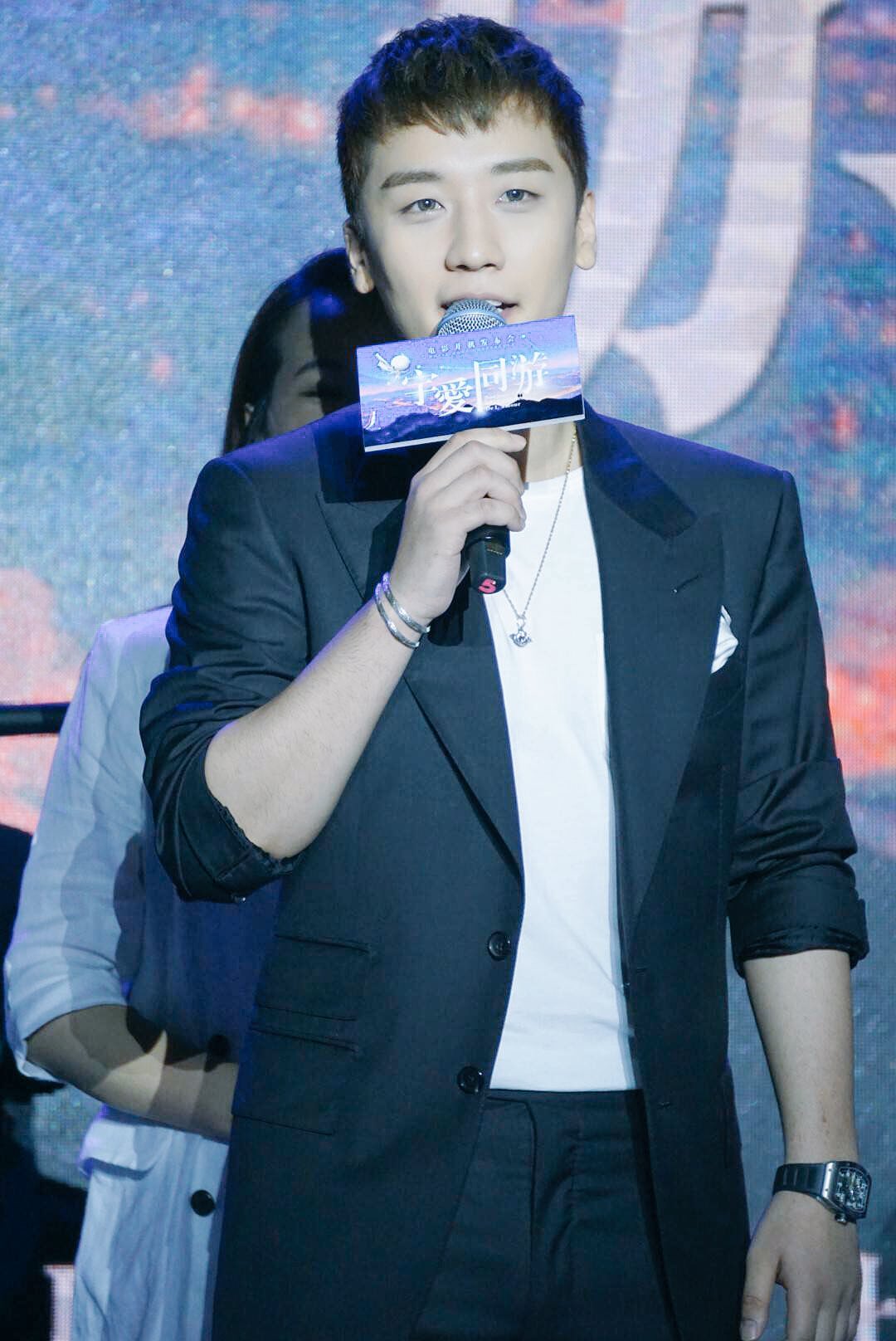 Seungri Press Conference for Chinese Movie 2016-07-16 (12)