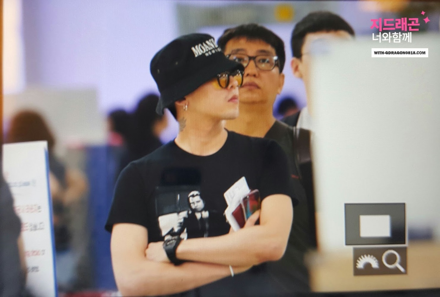 BIGBANG - Gimpo Airport - 28jul2016 - With G-Dragon - 04
