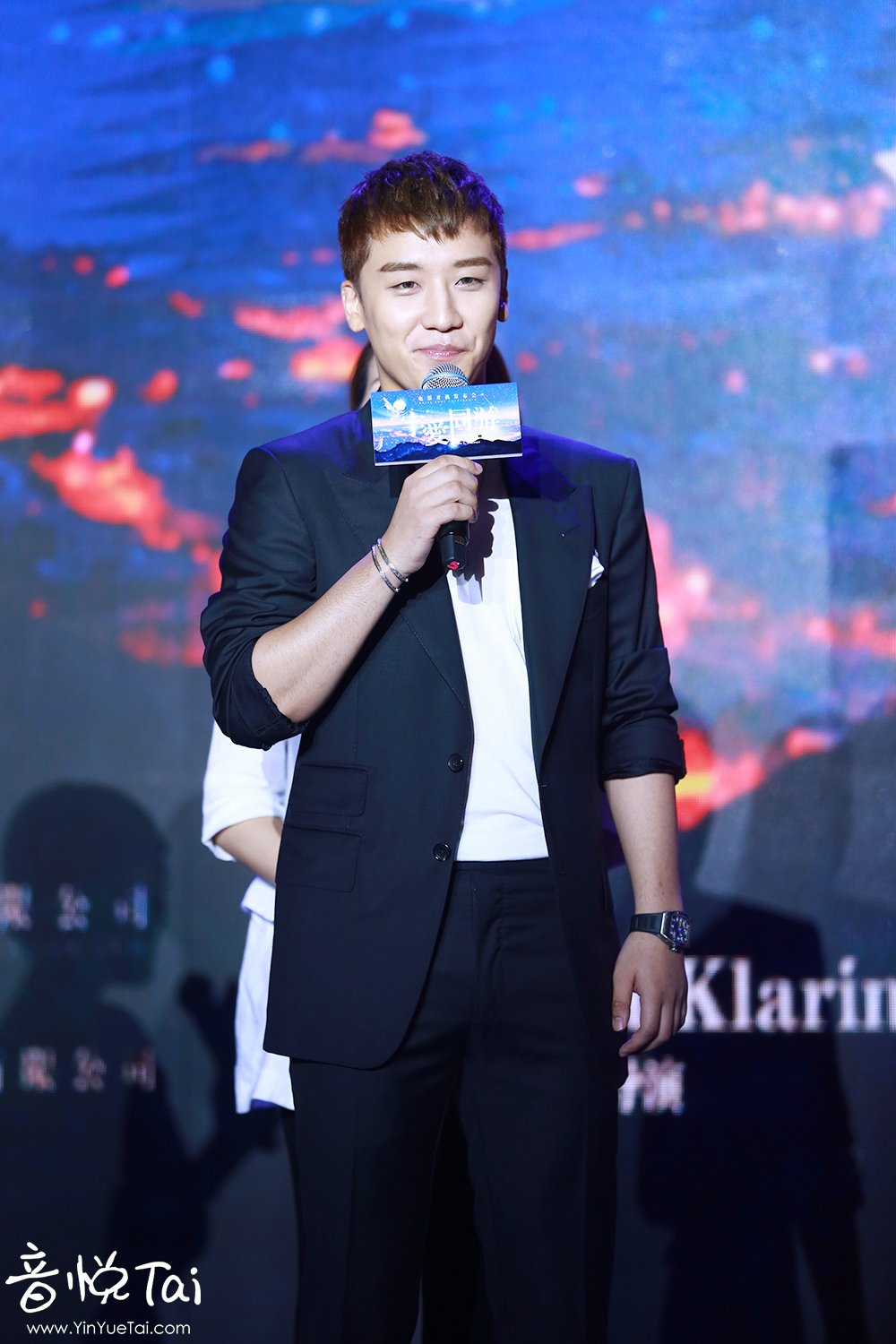 Seungri Press Conference for Chinese Movie 2016-07-16 (37)