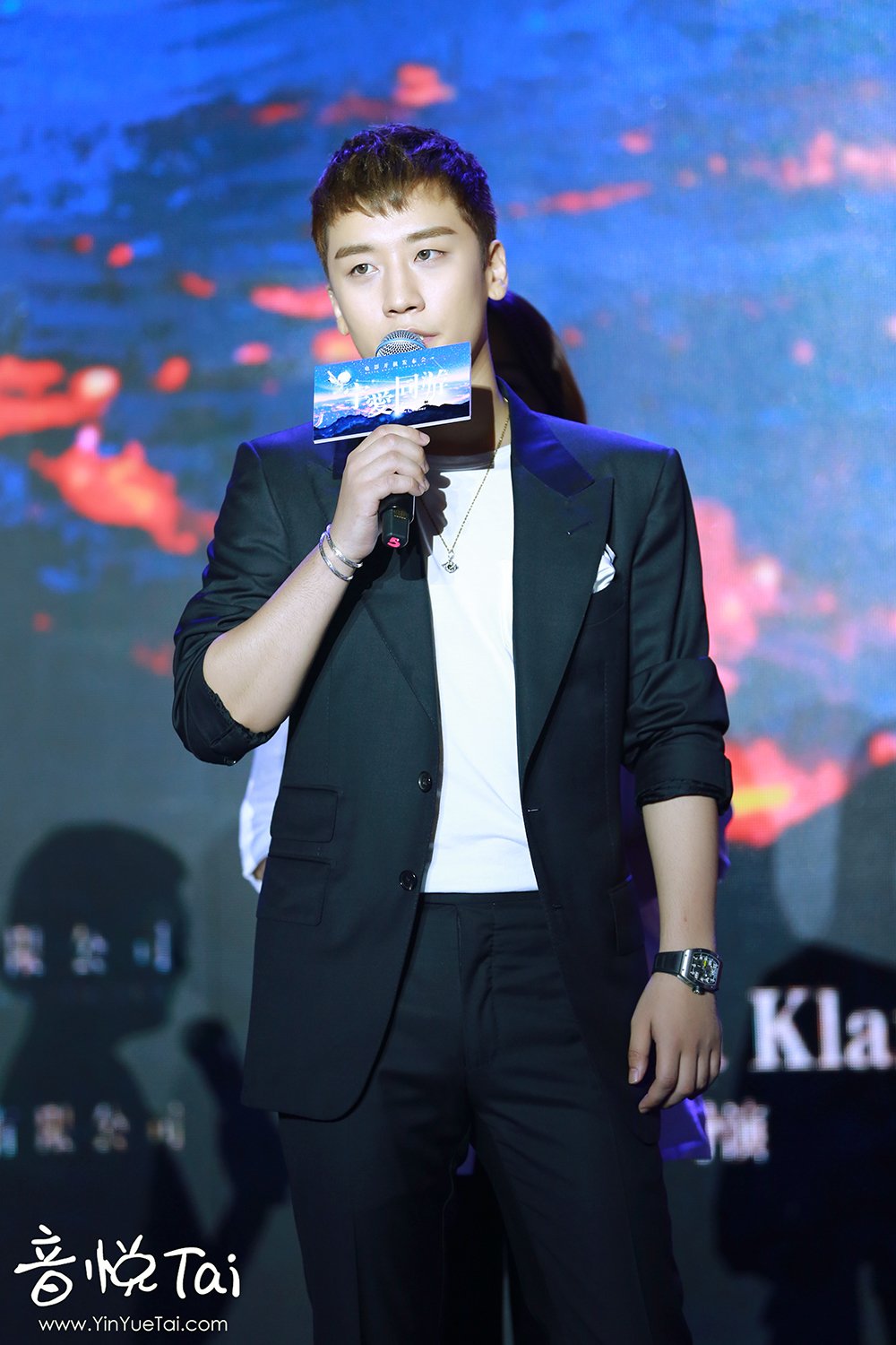 Seungri Press Conference for Chinese Movie 2016-07-16 (38)