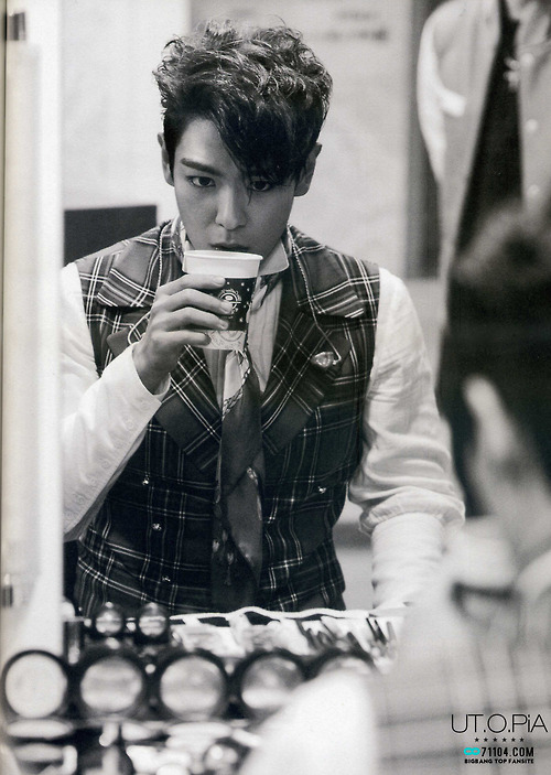 TOP Scans - 2014 BIGBANG +a CONCERT IN SEOUL Photo Book DO NOT...