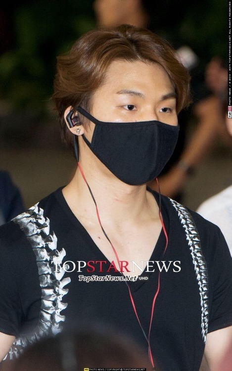 Daesung airport pics leaving Gimpo airport for Kobe...
