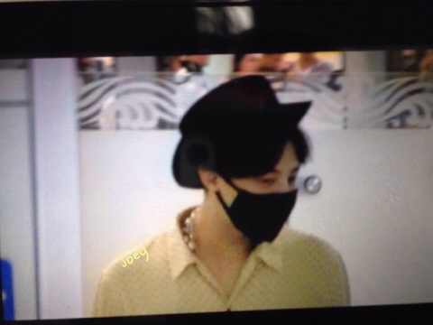 [Photos pt 2] G-Dragon arriving back in Seoul, Gimpo Airport...